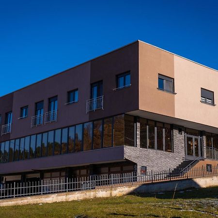 Ema, Asja, Eda Apartments Zenica Esterno foto